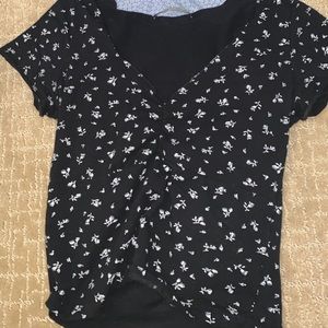 Brandy Melville Gina Top - Black Floral